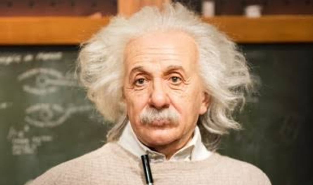 albert-einstein-biography-birth-education-invention-facts-kausik